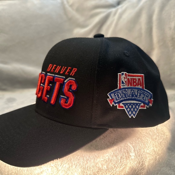 Mitchell & Ness Men's Hat NBA Draft Denver Nuggets Black - Picture 2 of 3